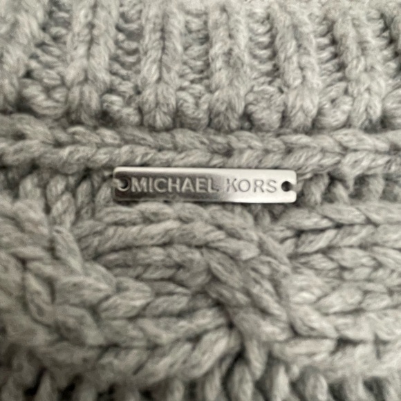 Michael Kors Gray Chunky Sweater Medium - Picture 2 of 4